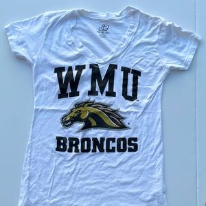 WMU Women’s shirt V-neck White Tee Short Sleeves Size Medium